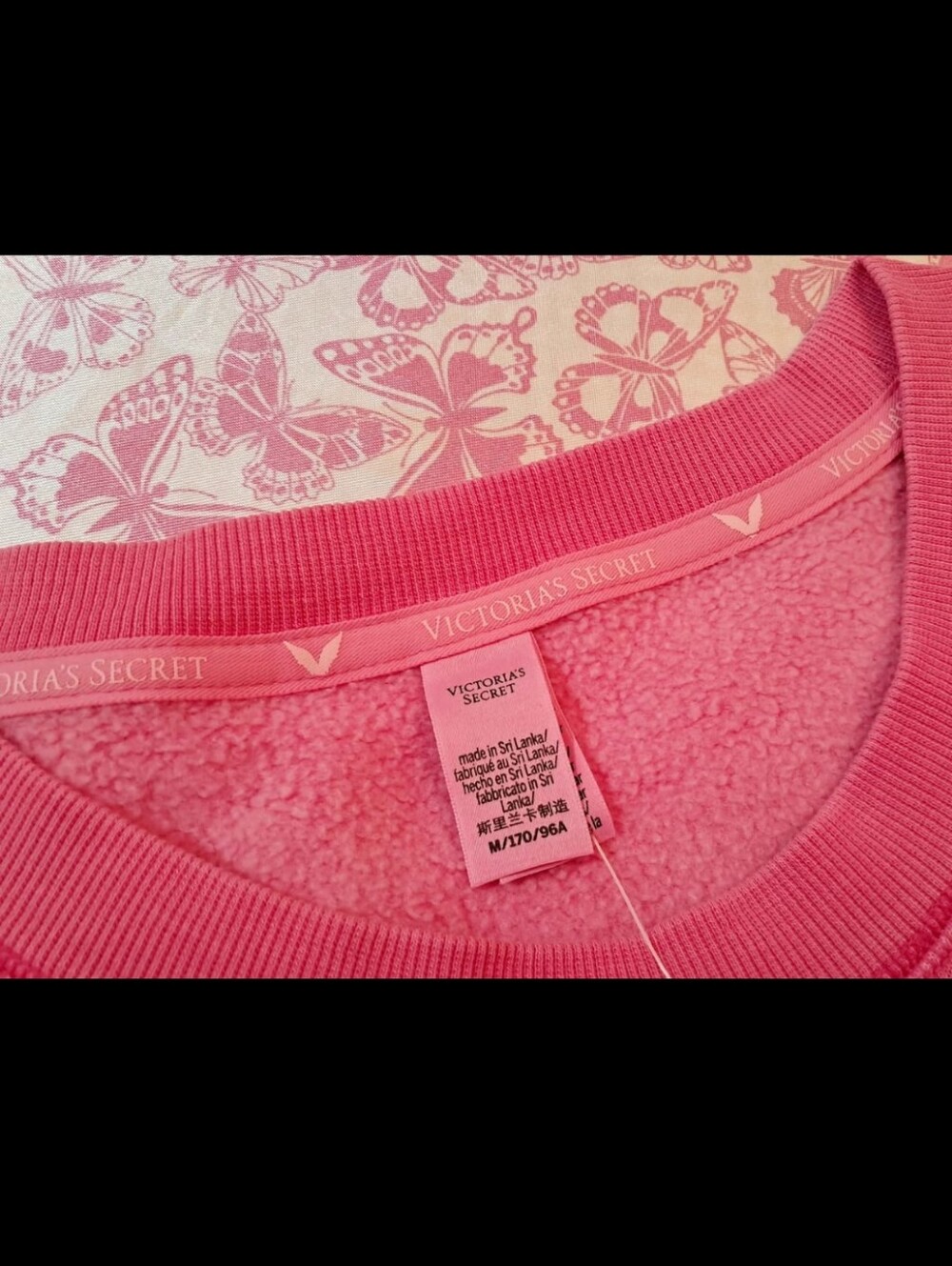 New Victoria's Secret Hollywood Pink Angel Essentials Iconic Fleece Sweatshirt M - Picture 6 of 6